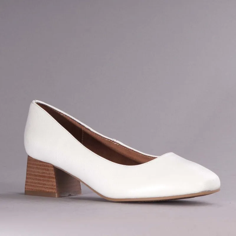 Block Heel Court Shoe in White - 12476