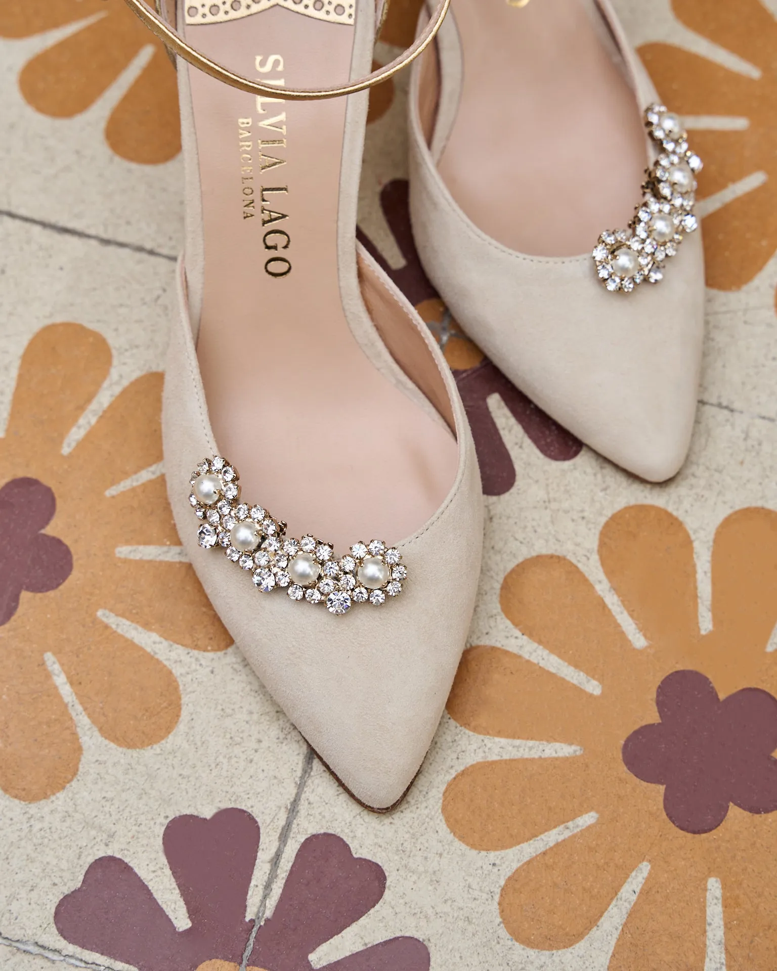 Flavia 8 beige