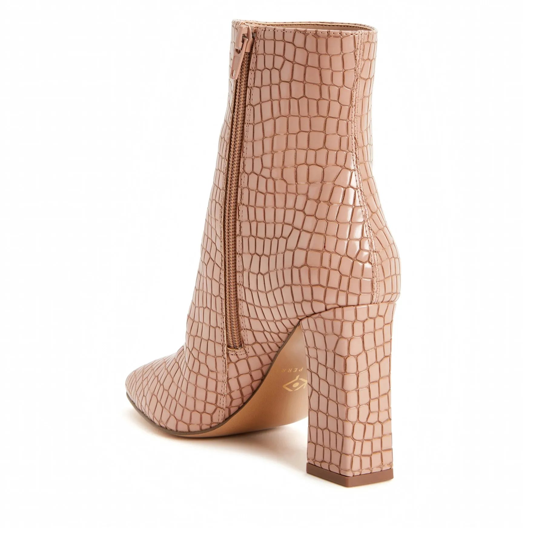 THE LUVLIE BOOTIE